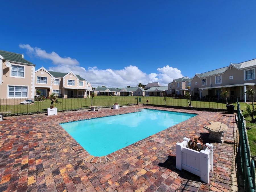 3 Bedroom Property for Sale in Marina Martinique Eastern Cape